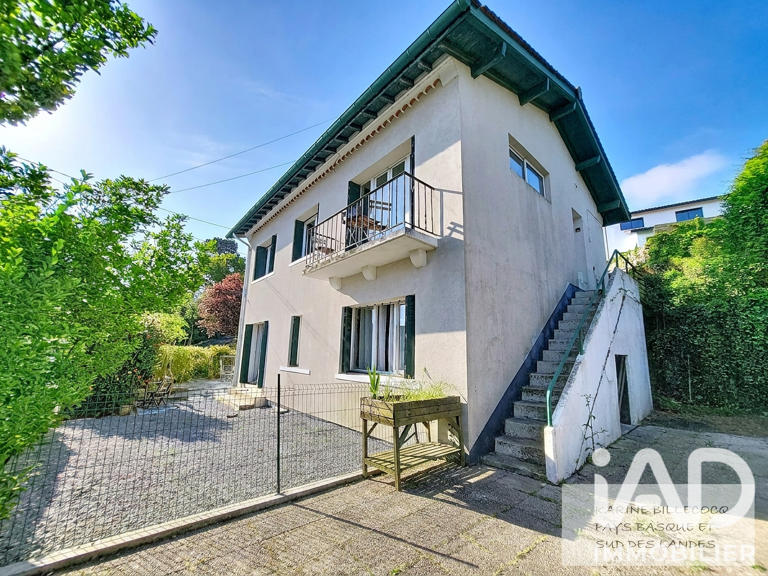 Vente Maison/villa 8 pièces — photo 1