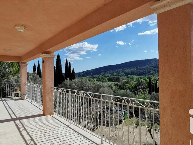 Vente Maison traditionnelle 5 pièces — photo du bien