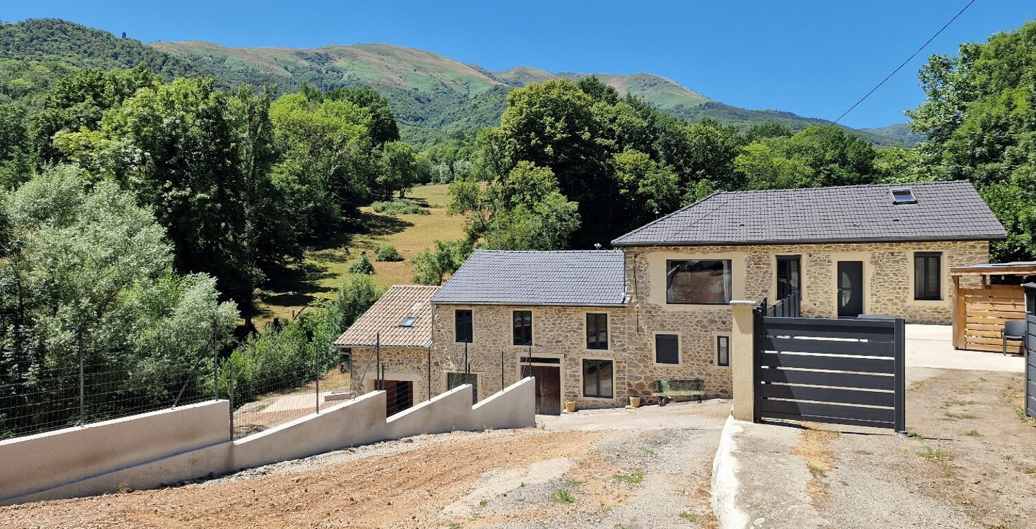 Vente maison 6 pièces 104 m² Saurat (09400) — photo 1