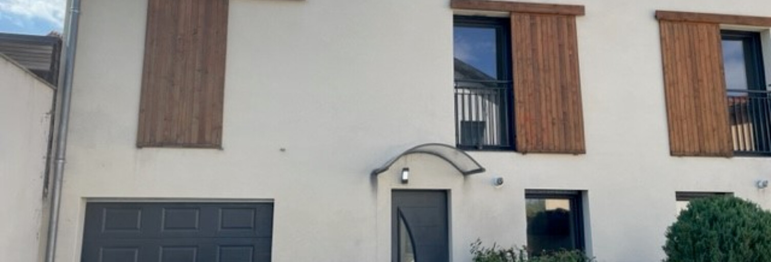 Maison 5 Pièces 133 m² à louer à Saint-Genis-Laval (69230)