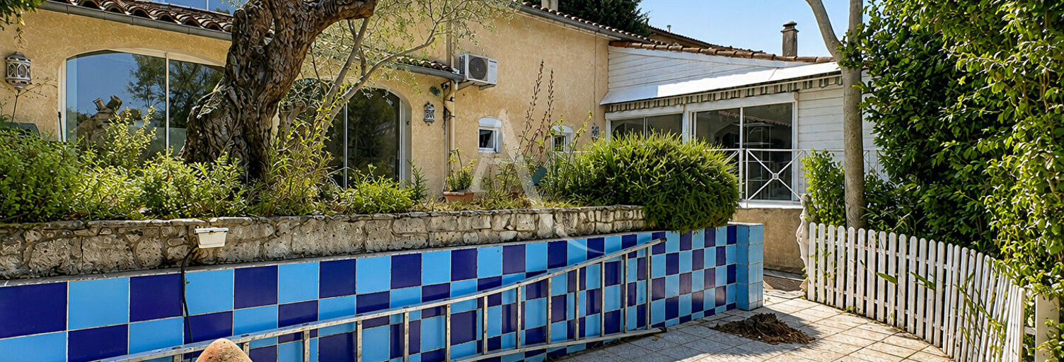 Maison 9 Pièces 226 m² à vendre à Lempaut (81700)