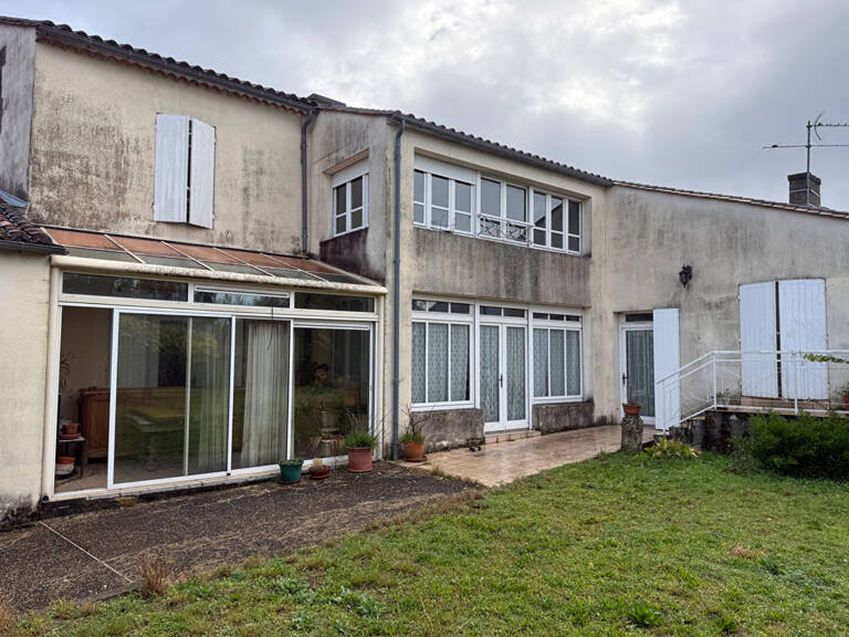 Grande maison à Saint Gervais de 604 m2 — photo 1