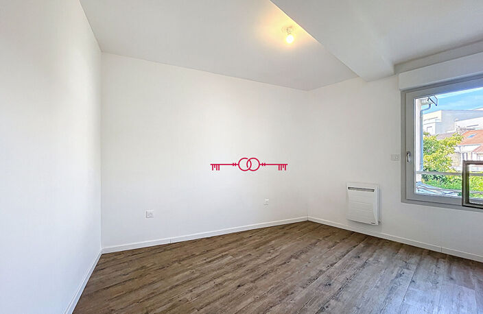 Appartement Reims 2 pièce(s) 45.70 m2 — photo 5