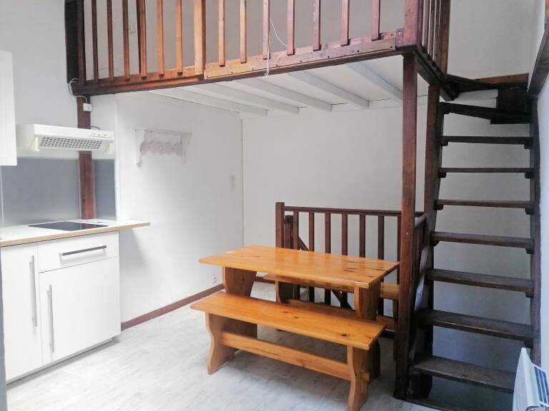 F2 ROUEN (76 000) 142 RUE BEAUVOISINE — photo 1