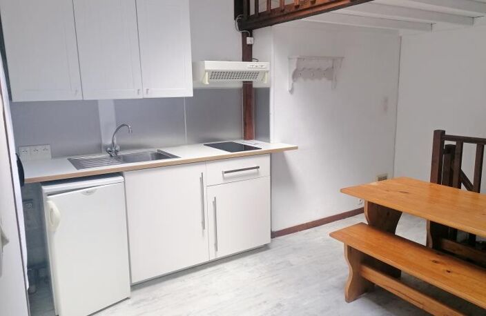 F2 ROUEN (76 000) 142 RUE BEAUVOISINE — photo 4