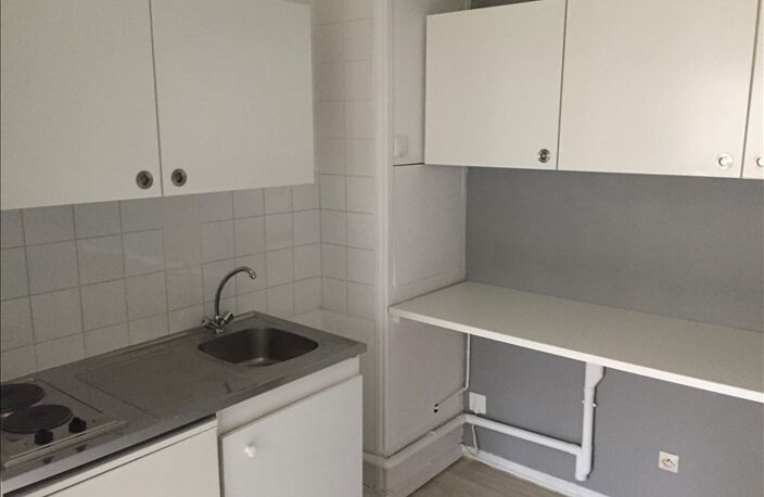 T2 ROUEN - 48 Rue Abée de l'Epée — photo 3