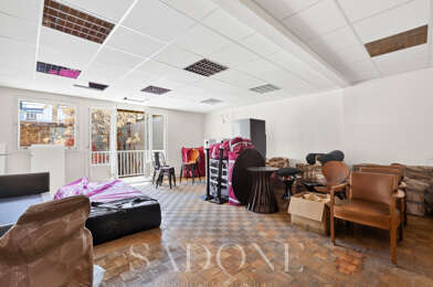Bureau  874500 €