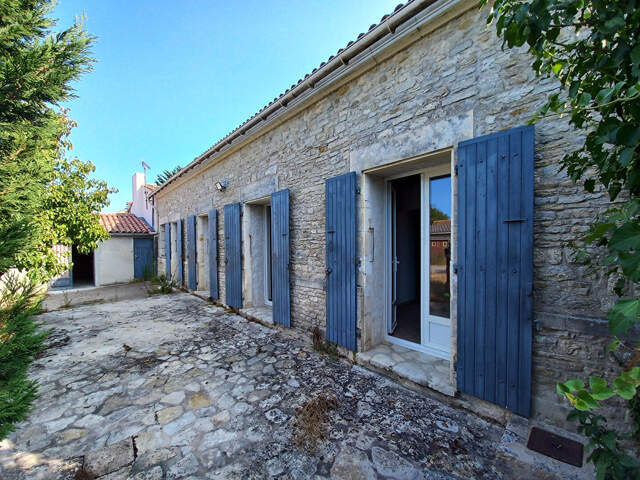 Charmante maison avec nombreuses dépendances au coeur de l'Île d'Oléron — photo du bien