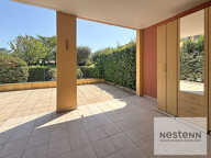Frejus - T2 - en rez-de-jardin - rénové -  grande terrasse - au calme - commerces - cave - parking — photo 2