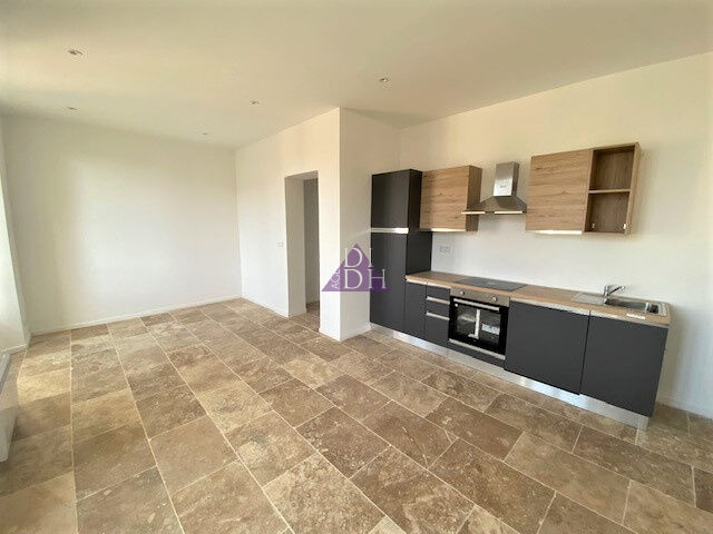 Appartement  T3 à louer Hyères 83400