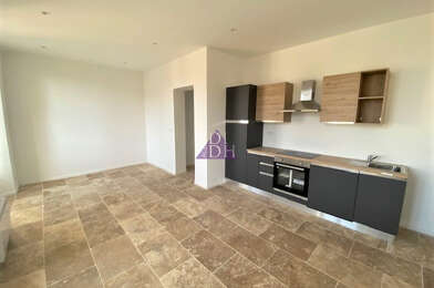 Appartement 3 pièces 900 €