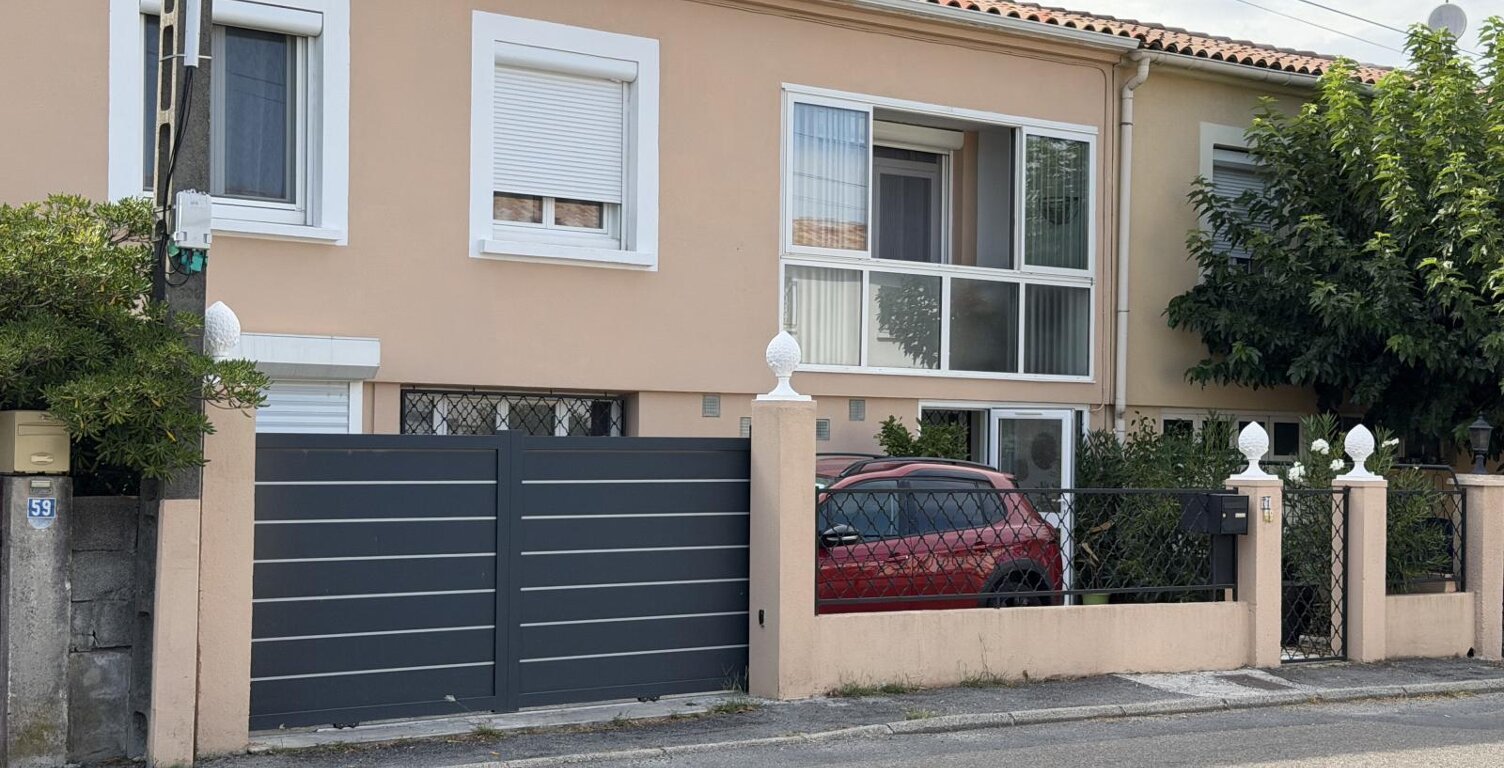 Belle maison de ville — photo 1