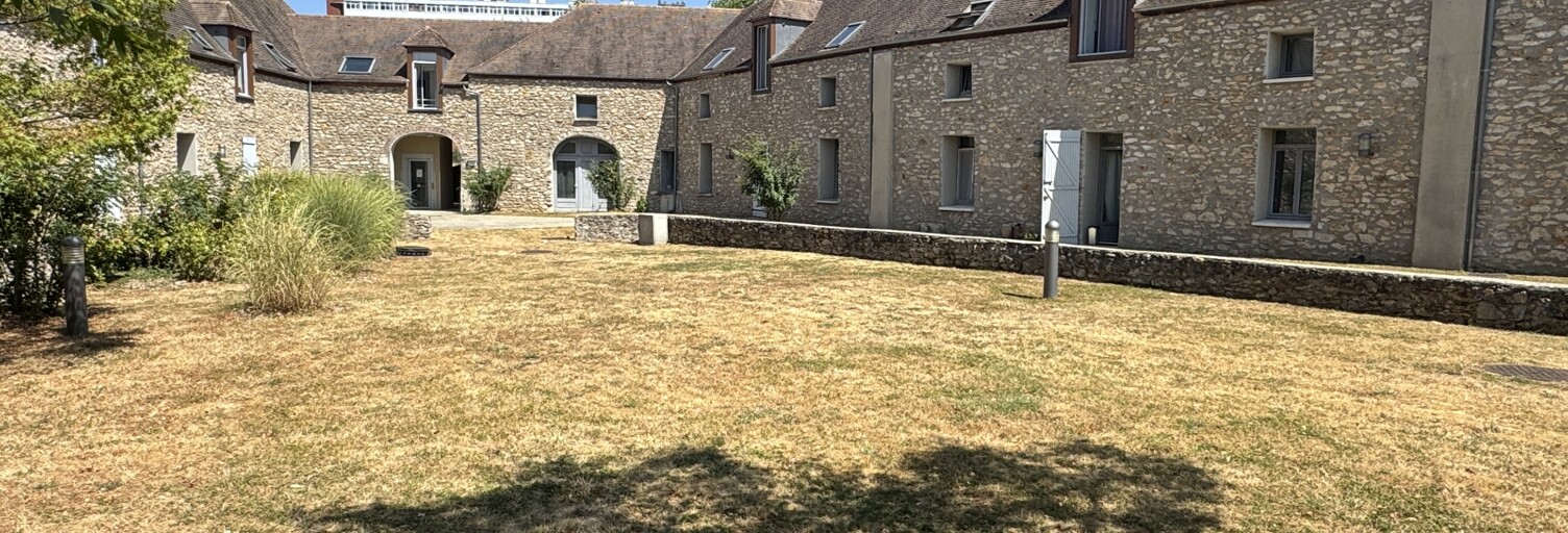 Appartement 1 Pièce 21 m² à vendre à Évry-Courcouronnes (91000)