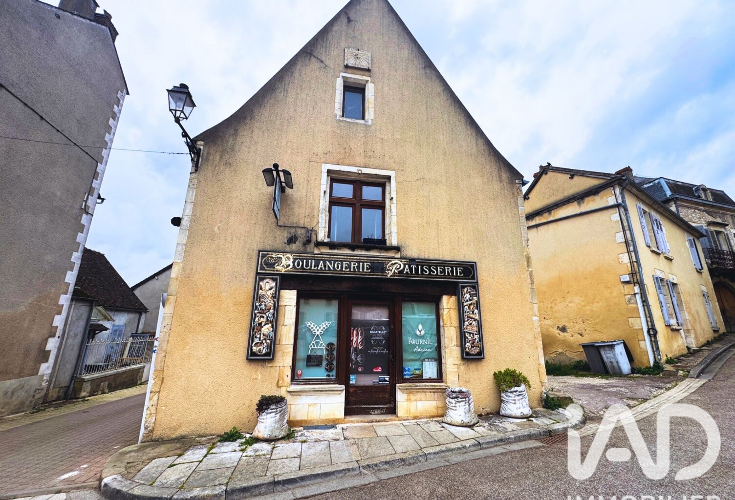 Vente Immeuble 274 m&sup2; — photo 1