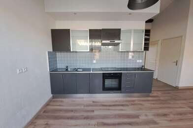 Appartement 3 pièces 725 €