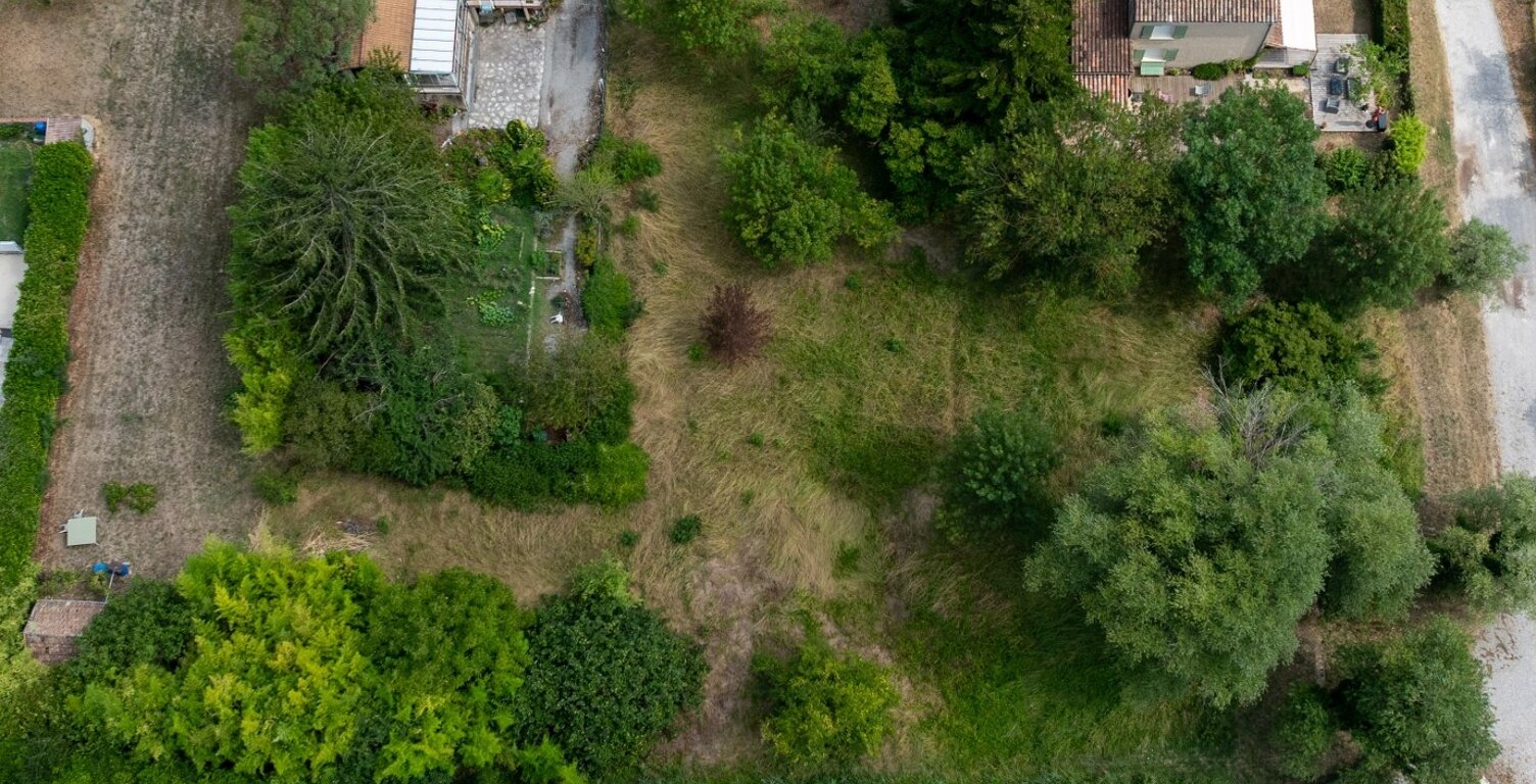 Vente Terrain à bâtir 745 m&sup2; — photo 1