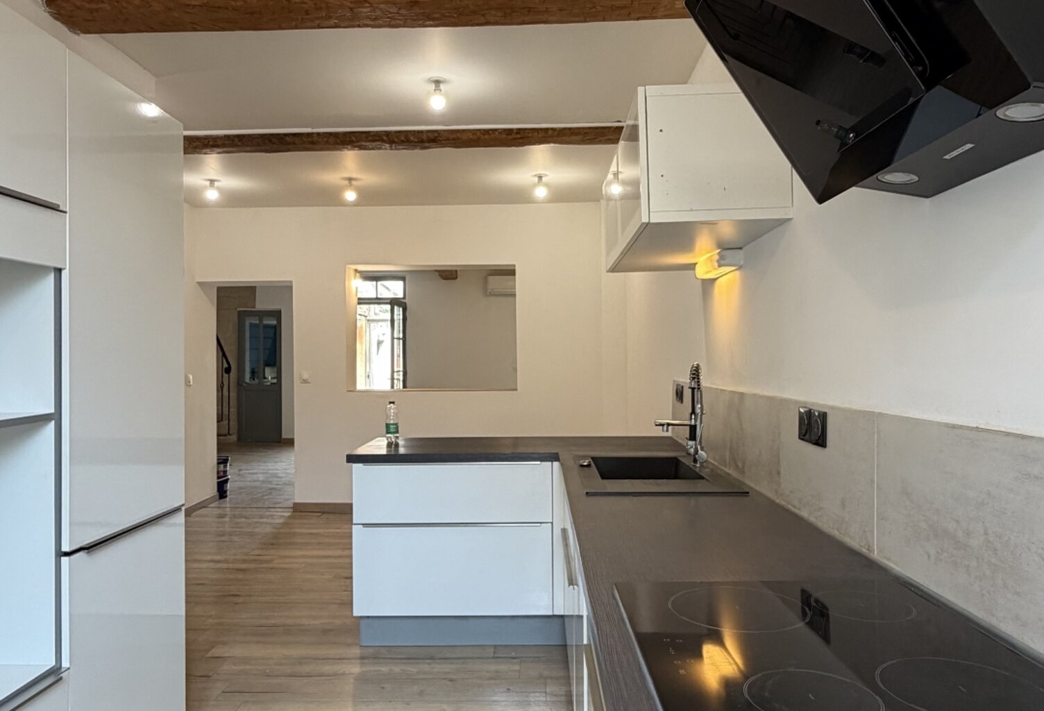 Vente Immeuble 9 pièces — photo 1