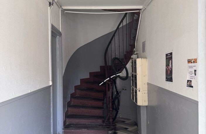 Vente Immeuble 300 m&sup2; — photo 3
