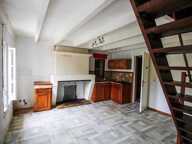 Maison de 2 chambres avec garage dans un écrin de verdure — photo 2