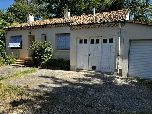 Villa / Maison  T4 à louer Montélimar 26200