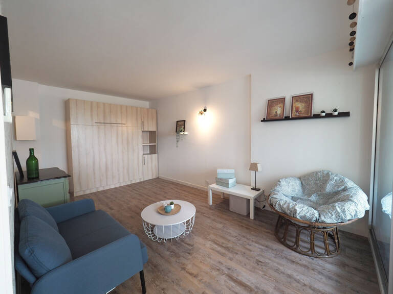 Studio meublé à La Valette du Var — photo 1