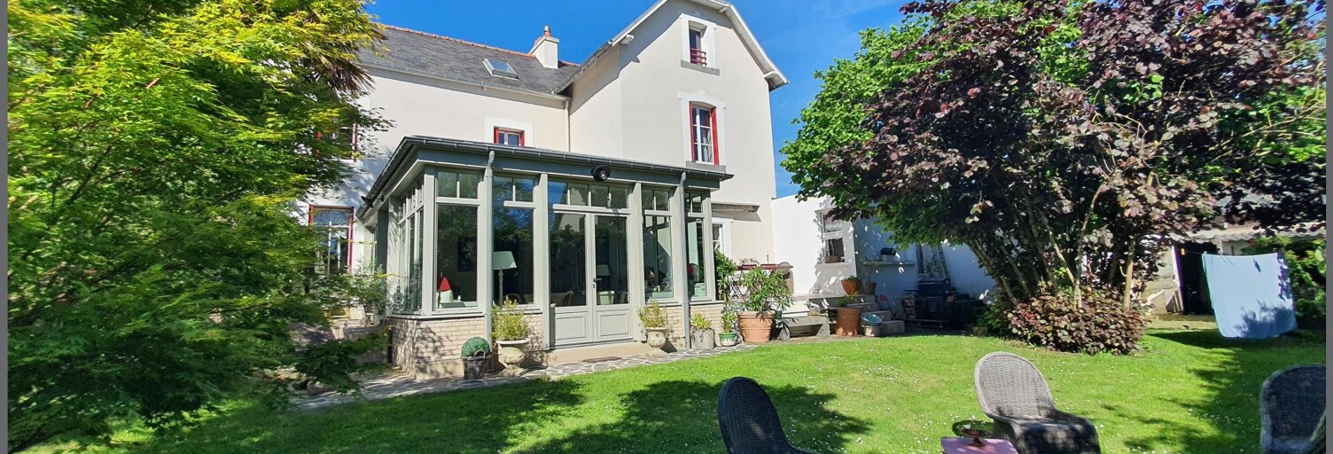 Maison 9 Pièces 265 m² à vendre à Châteauneuf-d'Ille-et-Vilaine (35430)