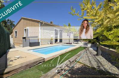 Rocbaron : Maison individuelle de 87 m² sur un terrain de 400 m² avec 3 chambres, piscine, garage — photo du bien