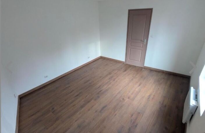 Maison de plain-pied 70 m² avec terrain — photo 2