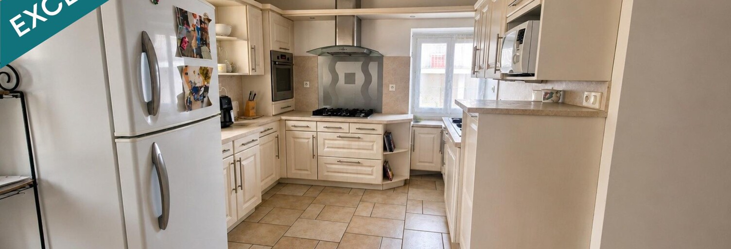 Maison 5 Pièces 130 m² à vendre à Saint-Laurent-de-Mure (69720)