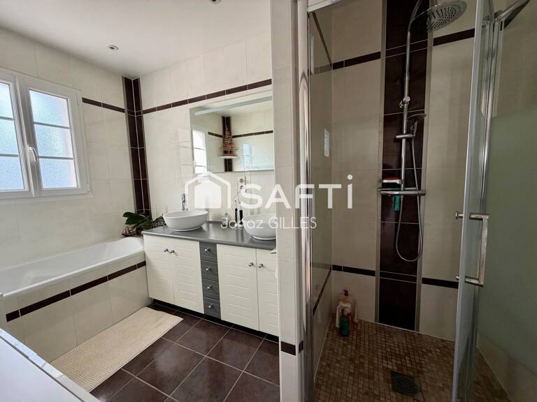 Maison 4 chambres avec piscine — photo 1