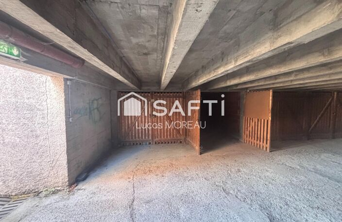 Garage de 13,5 m²  Secteur La Fobio / Ingréo — photo 2