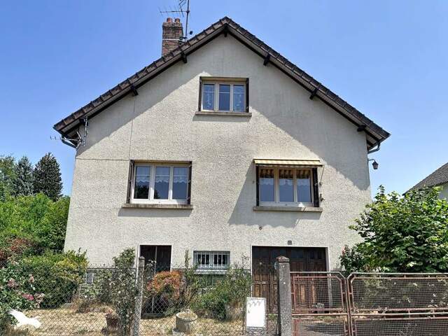 Maison 5 pièces 105 m² à Saint-Yrieix-la-Perche — photo du bien