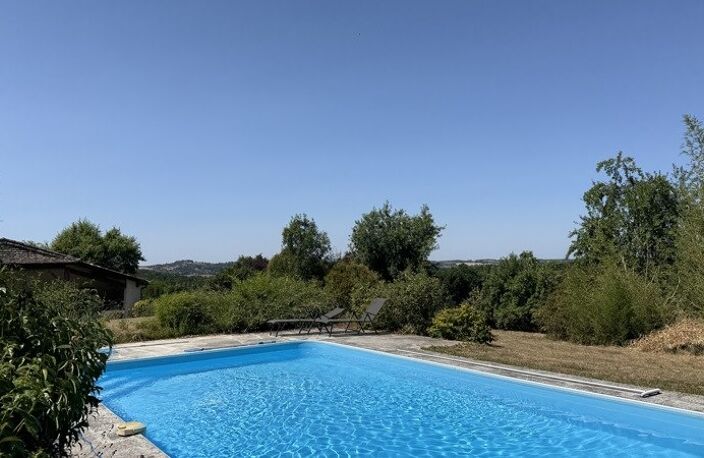 Maison en pierre de 6 pièces principales — photo 2