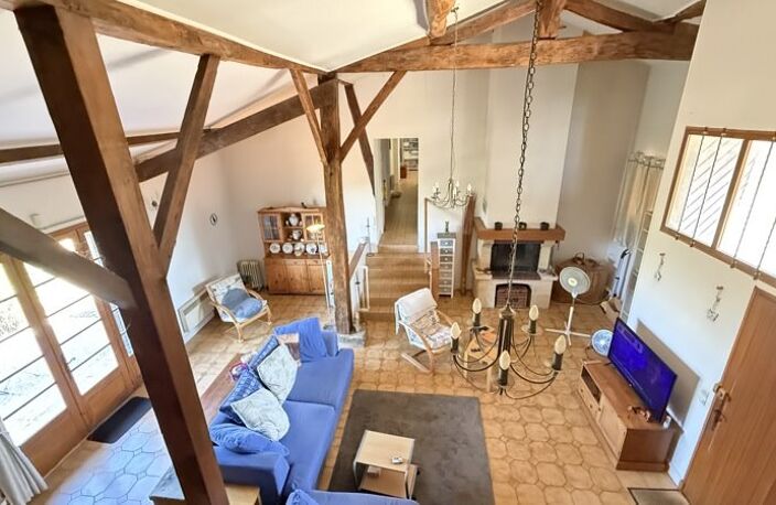 Maison en pierre de 6 pièces principales — photo 3