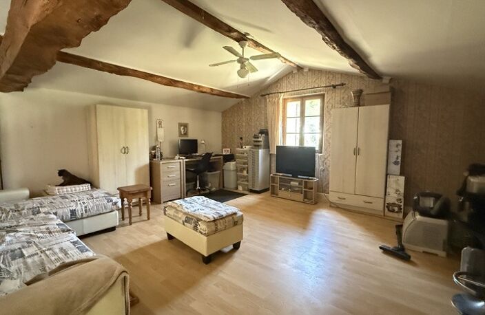 Maison en pierre de 6 pièces principales — photo 5