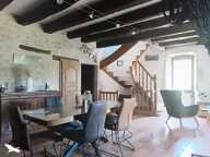 Maison en pierre de 3 pièces principales — photo 2