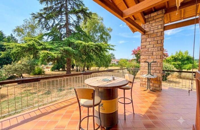 Vente maison 7 pièces 193 m² Montesquieu-Volvestre (31310) — photo 2