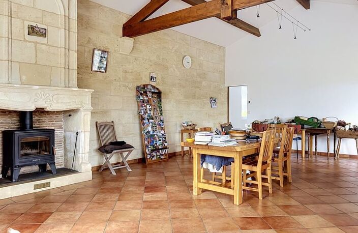 Maison en pierre de 5 pièces principales — photo 4