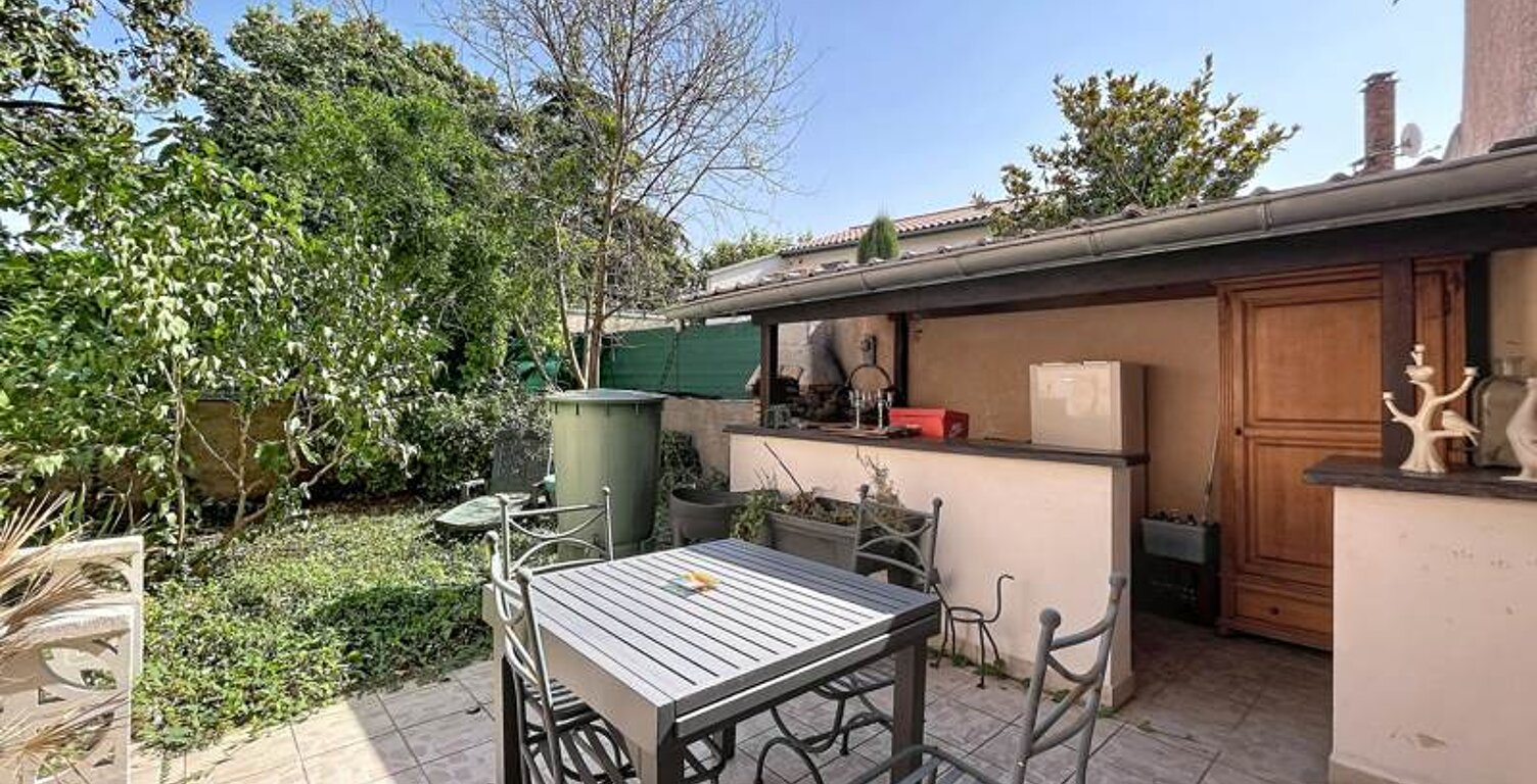 Vente maison 4 pièces 106 m² Saint-Genis-Laval (69230) — photo 1