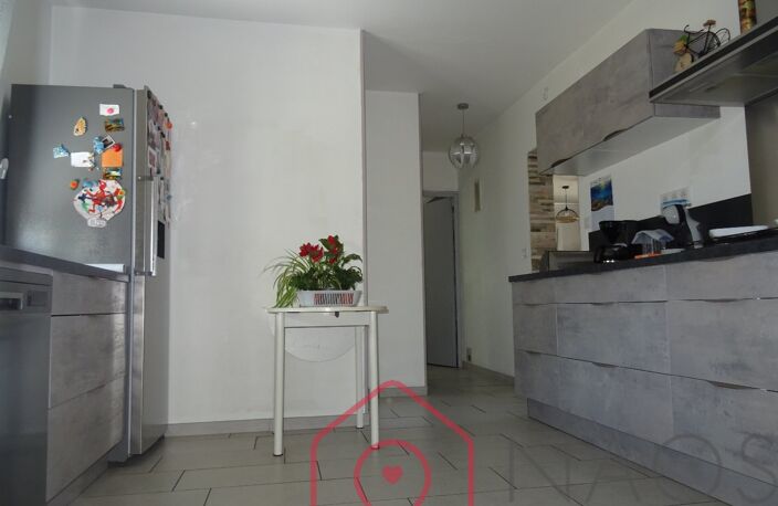 Maison rénovée T5- 120 m² hab.  — photo 5