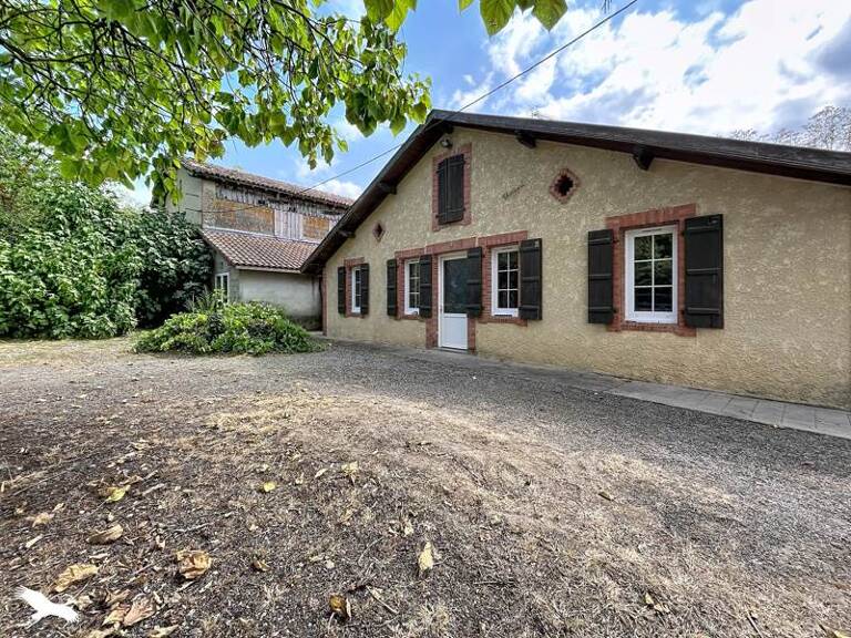 Ferme (tte) de 5 pièces principales — photo 1