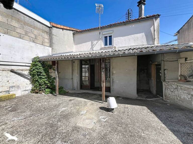 Maison en pierre de 2 pièces principales — photo 1