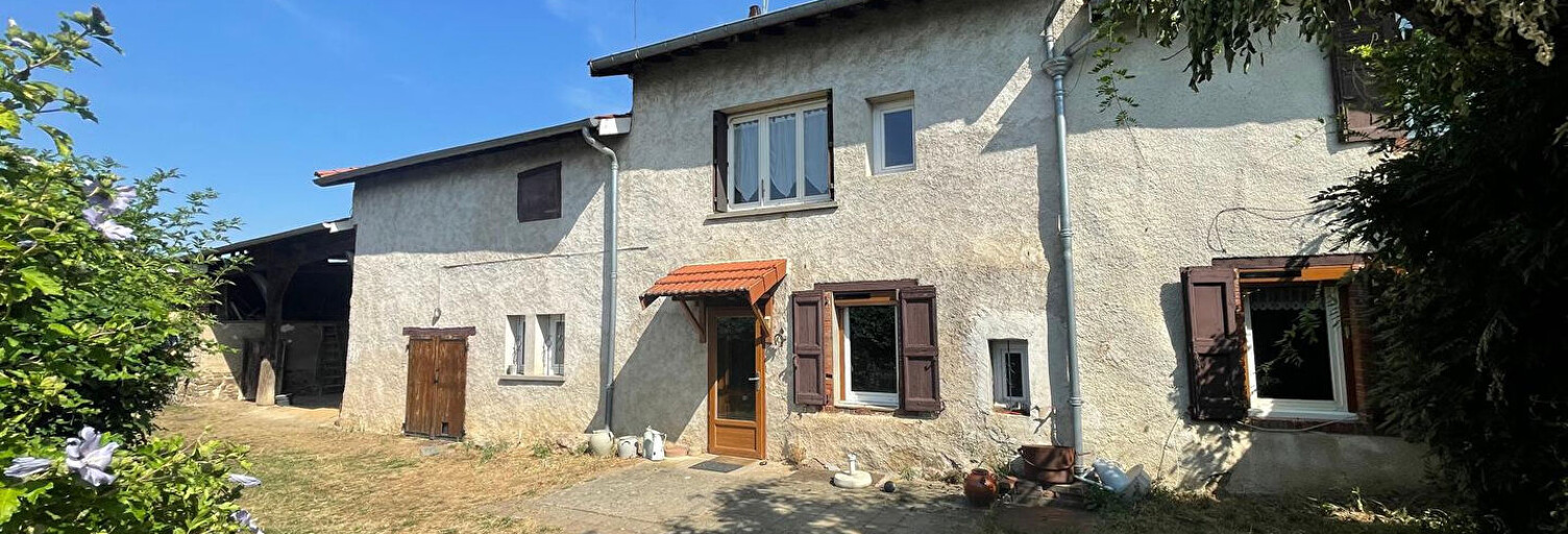 Maison 10 Pièces 151 m² à vendre à Bellegarde-en-Forez (42210)