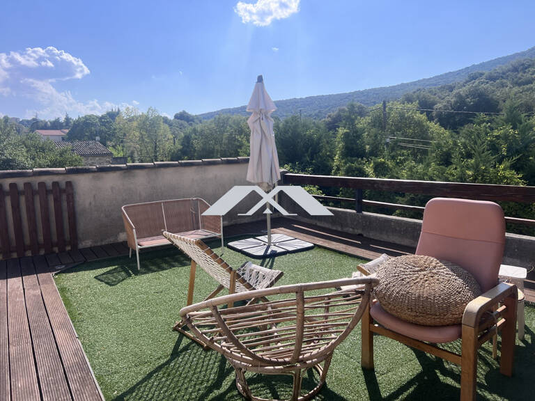 Maison familiale de 138 m² sur 2 000 m² de terrain  Vue dé — photo 1