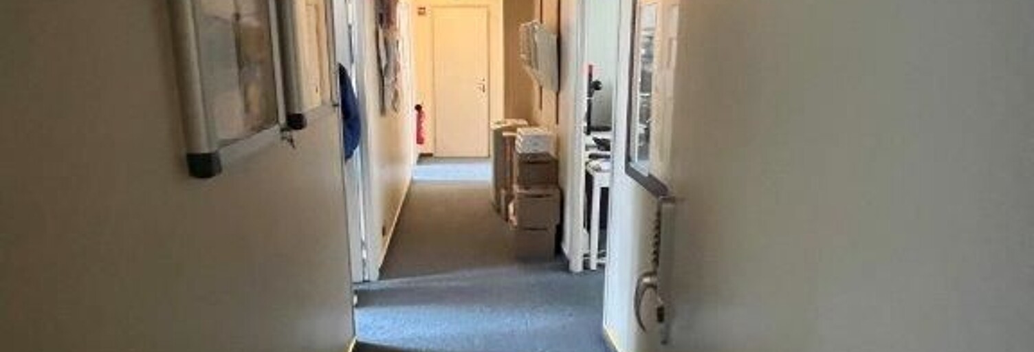 Bureau  243 m² à louer à Rodez (12000)