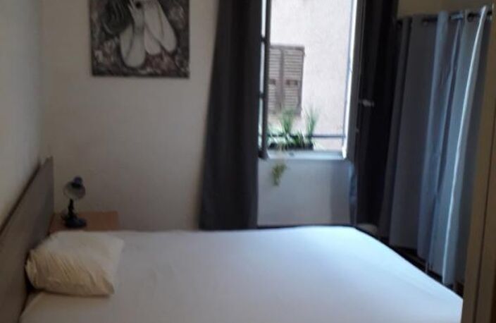 Appartement T2 meublé Bastia centre — photo 4