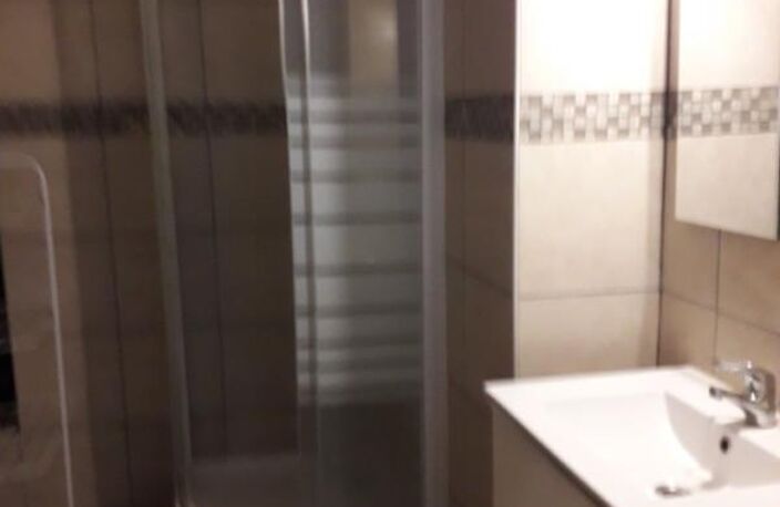 Appartement T2 meublé Bastia centre — photo 5