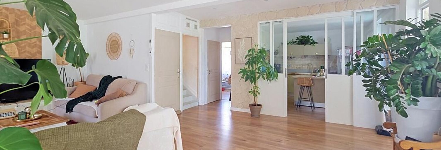 Maison 5 Pièces 118 m² à vendre à Saint-Priest-Bramefant (63310)
