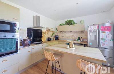 Maison familiale À Vendre à Saint priest Bramefant — photo du bien