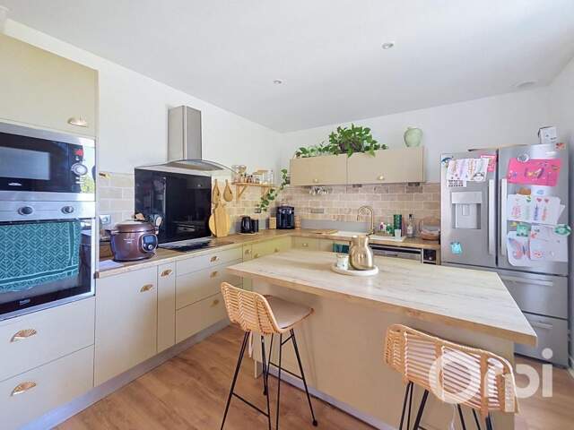 Maison familiale À Vendre à Saint priest Bramefant — photo du bien